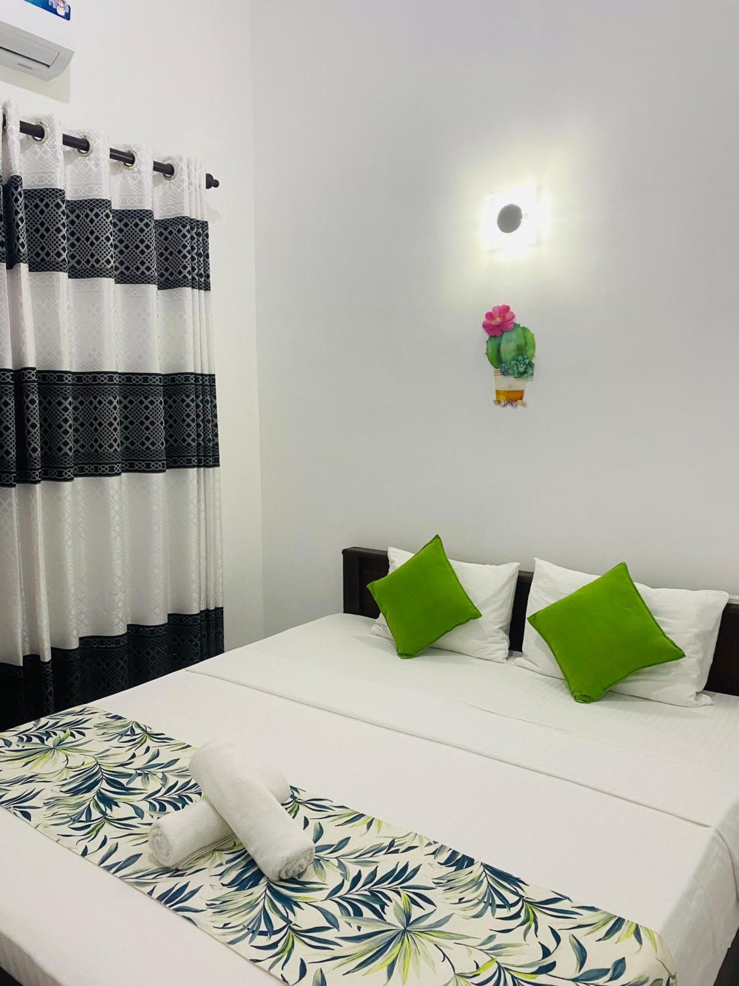Вилла Udara Guest - Yala Safari Экстерьер фото