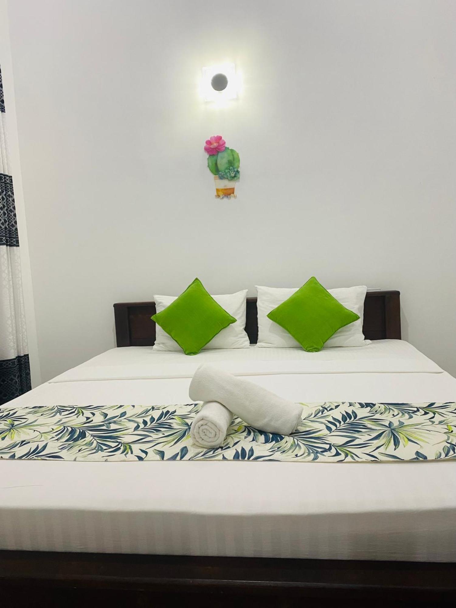 Вилла Udara Guest - Yala Safari Экстерьер фото